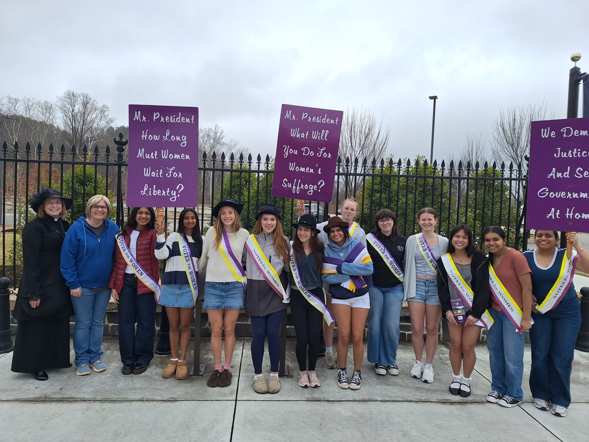 MLWGS students explored history in Lorton, VA